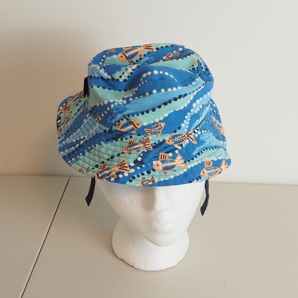 Patagonia Baby Sun Bucket Hat - Kids' with Velcro Strap  Size 12M Fish Theme - Picture 1 of 9